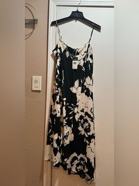 NWT Women’s LAUREN Ralph Lauren Sleeveless Dress Size 16